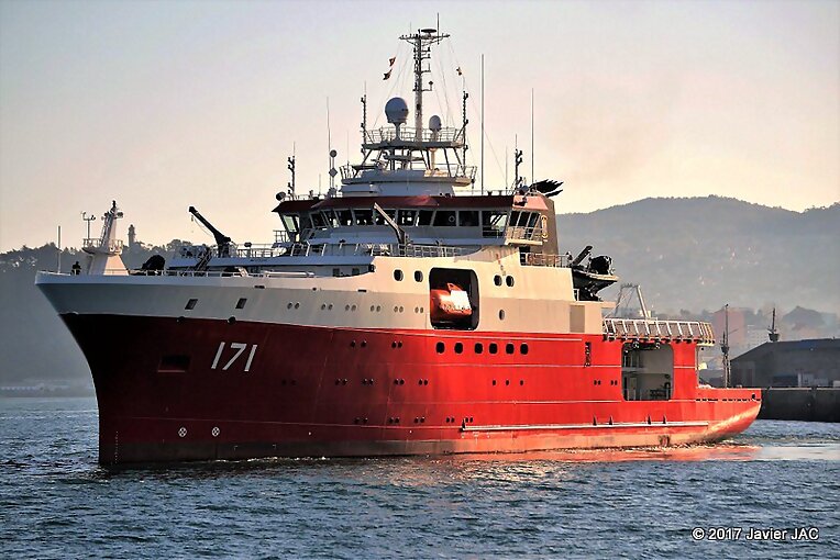 BAP Carrasco buque científico oceanográfico