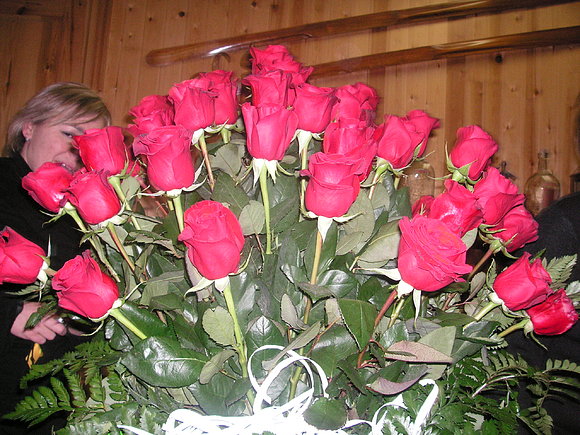 Ramo con 80 rosas que llevaron Carla y Miquel