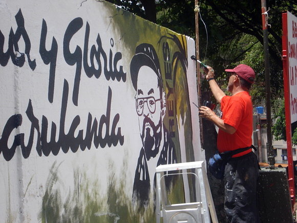 Homenaje a marulanda y Raul (mural)