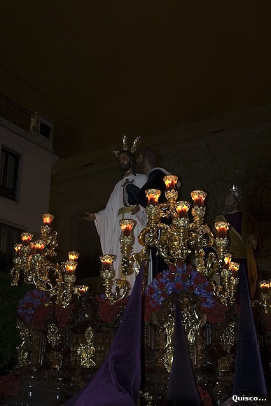 La noche del Lunes Santo en Sevilla 2010