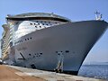 I get to Vigo The super mega cruise &quot;Oasis of the