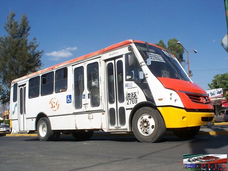Servicios y Transportes Zafiro 930  R-231