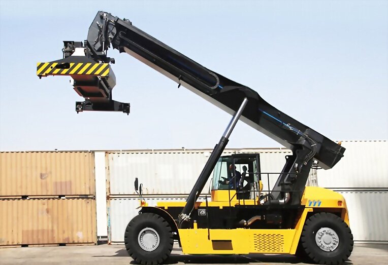 Our Simple Guide To Buying Container Reach Stacker