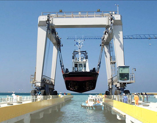 Are You Ready To Get A 500-Ton Travel Lift?