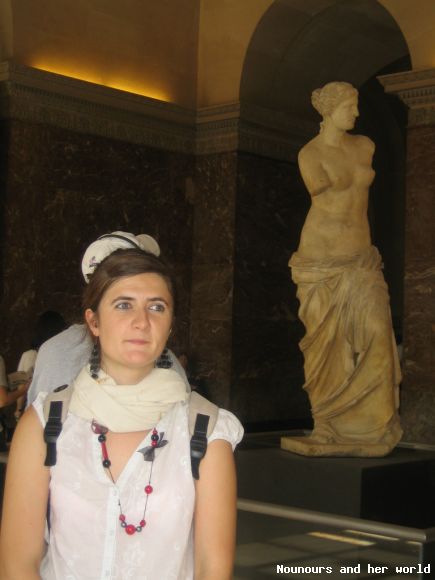 En el Louvre con la Venus de Milo