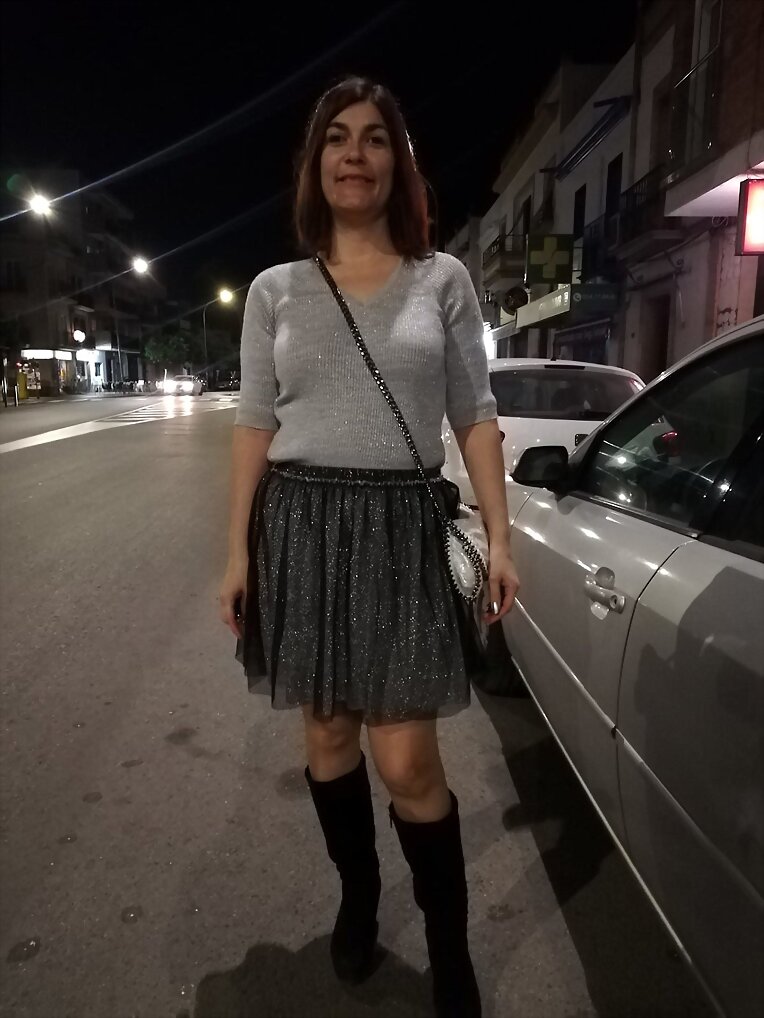 Sábado medio clandestino