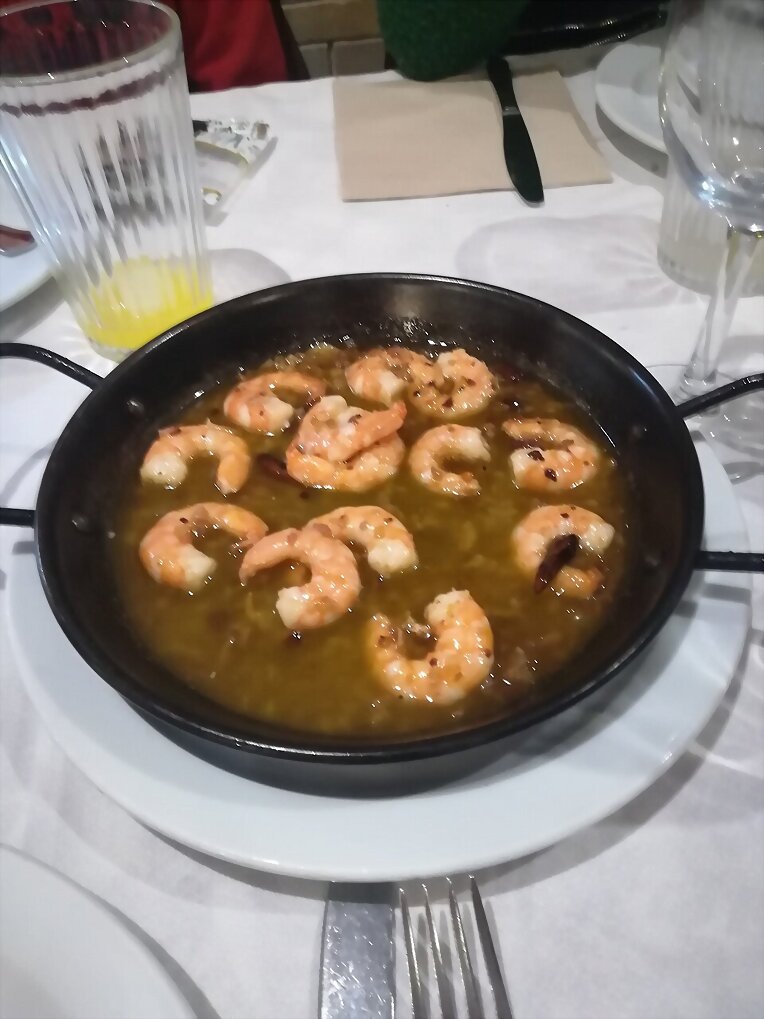 Almuerzo familiar en Tomares II