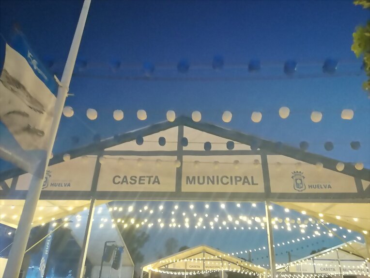 En Nuevo Portil con la familia VIII