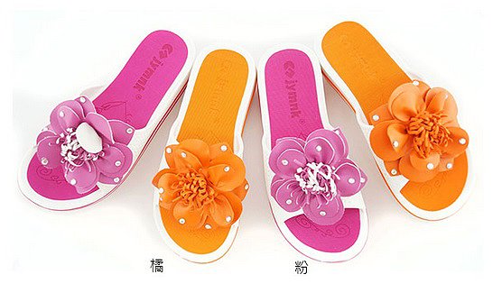 Chanclas plataforma con flor, en rosa y en naranja
