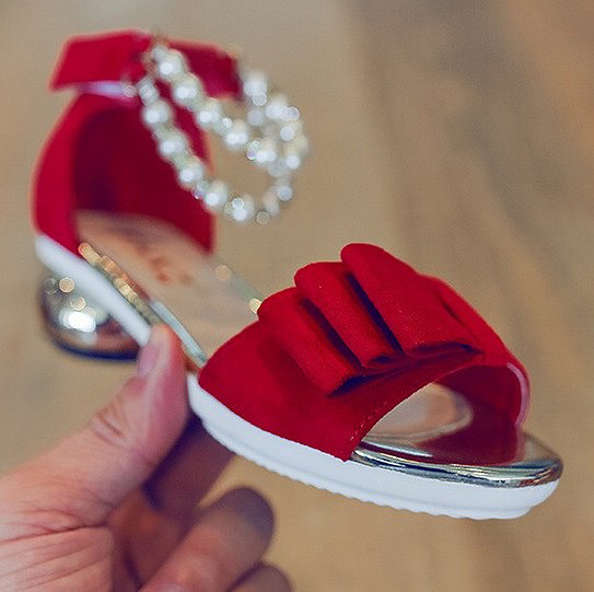 Sandalias de perlas de 2 tiras en rojo