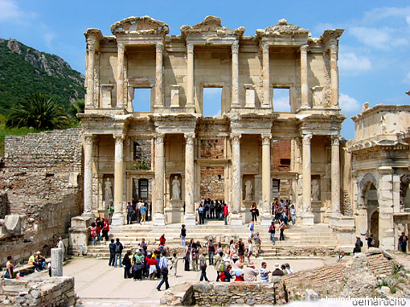Biblioteca de Celso, Éfeso (Turquía)