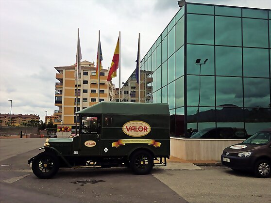 Visita a la fábrica y museo del chocolate.