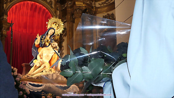 Tradiciones de Semana Santa: Rosas negras