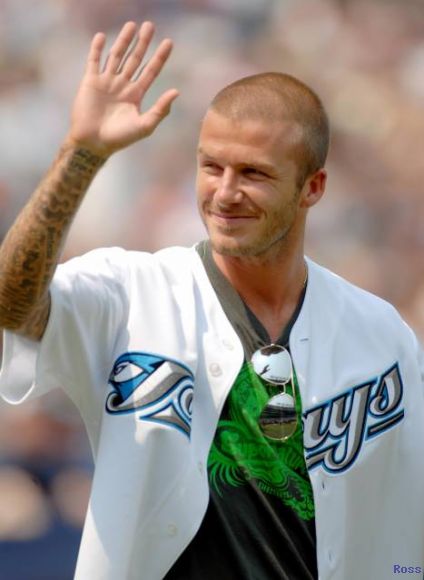 Beckham Promociona el Baseball