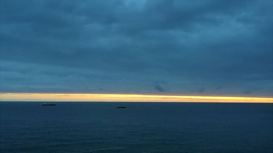 Lunes, y esa luz en el horizonte? Feliz dia!!!!
