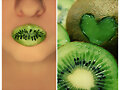 Un beso con sabor  a kiwi (K)!