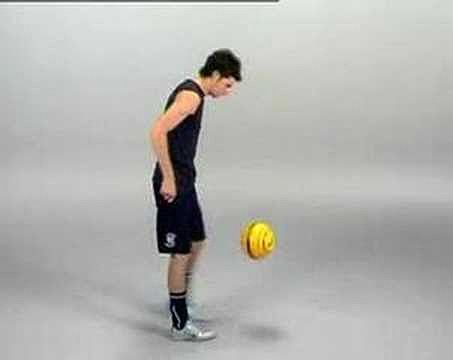 Billy Wingrove&#039;s Learn Freestyle Football