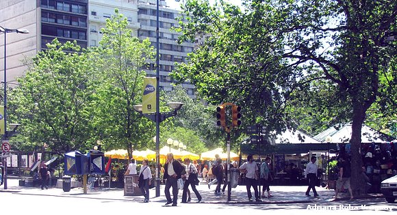 plaza del entrevero toma desde 18 de julio