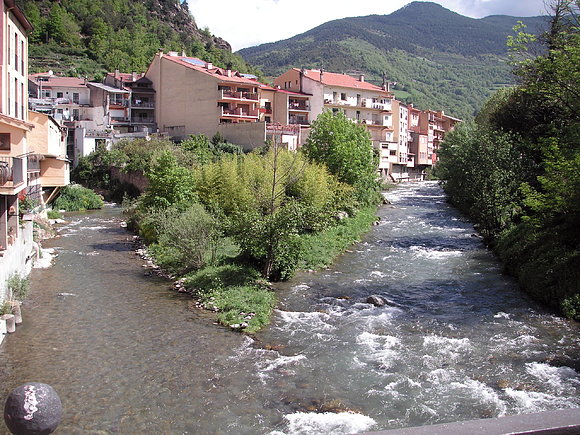 Confluencia de dos ríos en Ribes de Freser.
