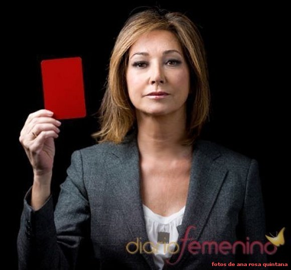 Ana rosa quintana saca tarjeta roja al maltratador