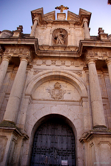 Portada de Santa María Magdalena