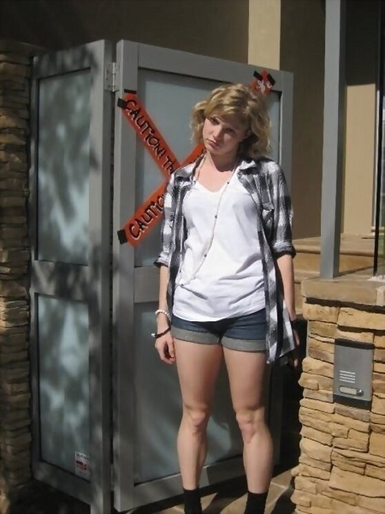 Cariba Heine Behind the scene