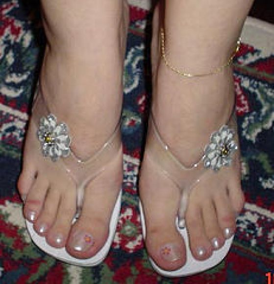 Los hermosos pies femeninos