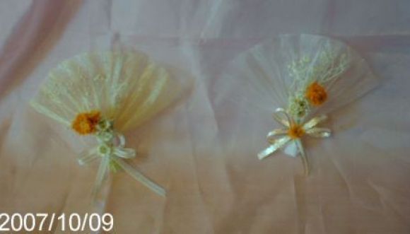 abanicos de muselina con flores aromaticas