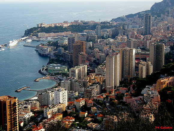 MONTECARLO DESDE LA "AVENUE D'AGERBOL"