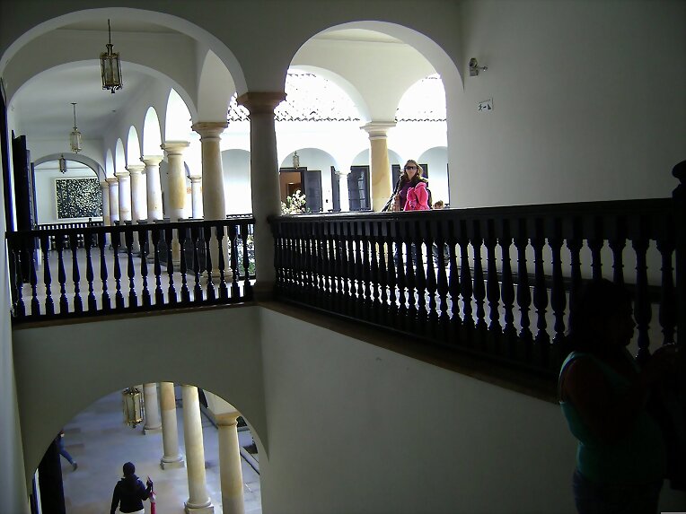 doble perspectiva del museo Botero, Bogotá