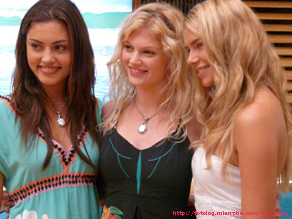 Cleo, Rikki y Bella en 3 temporada