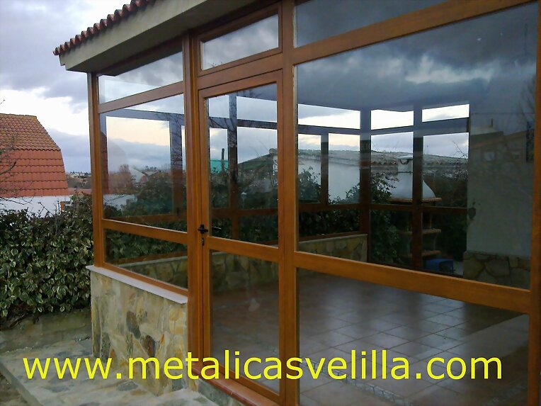 www.metalicasvelilla.com Cierre de porche
