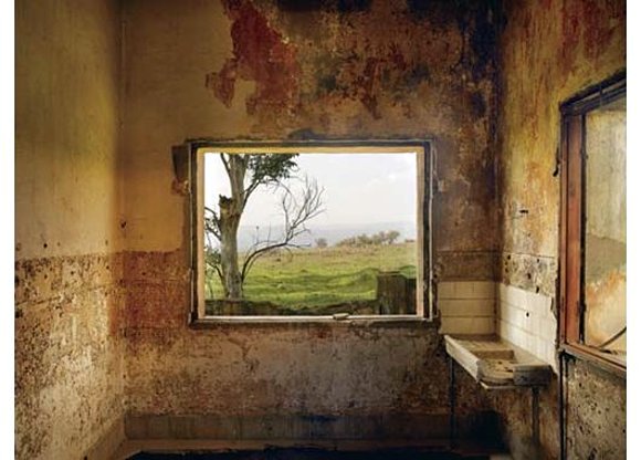 Abandono del interior.