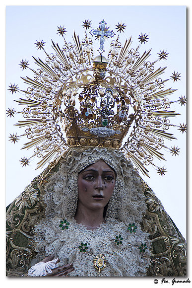 Salida Extraodinaria de la Virgen Macarena Sevilla