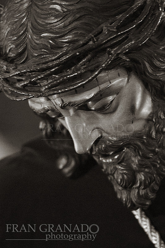 Cautivo de Jesús Nazareno en Arahal. Besapiés 2014