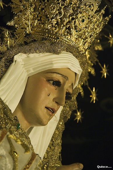 Virgen de las Agustias vestida para su salida 2010