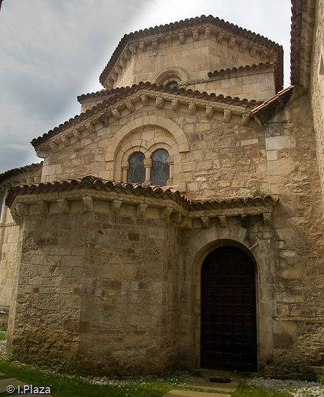 Iglesia romanica de puente viesgo