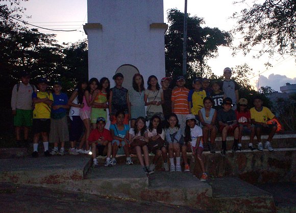 Marzo 2009. Alumnos de séptimo año en Galápagos.