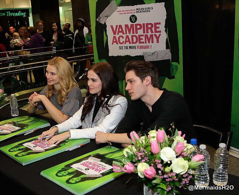 Lucy Fry -Vampire Academy Meet-Greet in Texas 2014