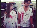 Amy Ruffle y novio Lincoln Younes Halloween 2015