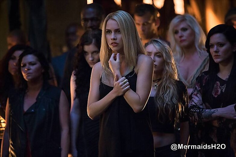 Claire Holt - The Originals 3x22 The Bloody Crown