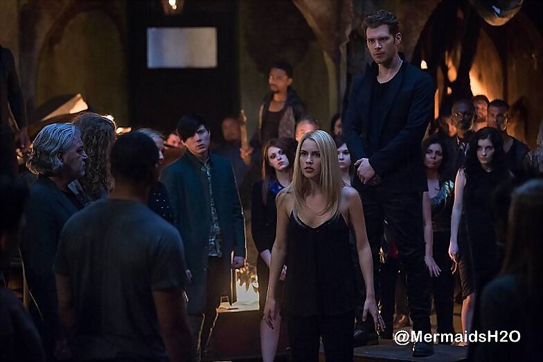 Claire Holt - The Originals 3x22 The Bloody Crown
