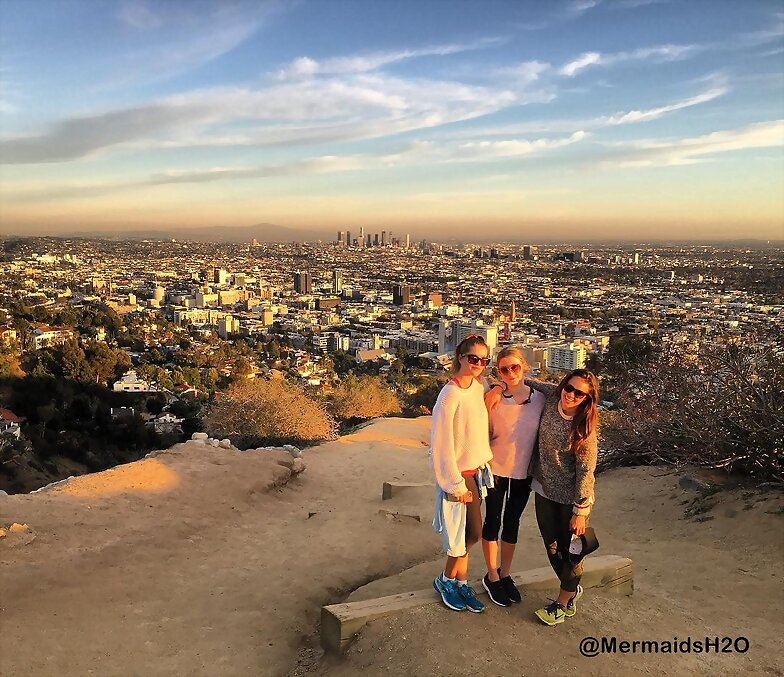 Amy Ruffle, Isabel Durant & Allie Bertram en LA