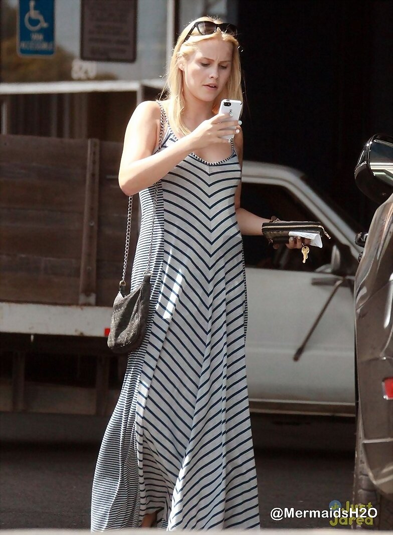 Claire Holt with friend heading to lunch,LA (Jun 2