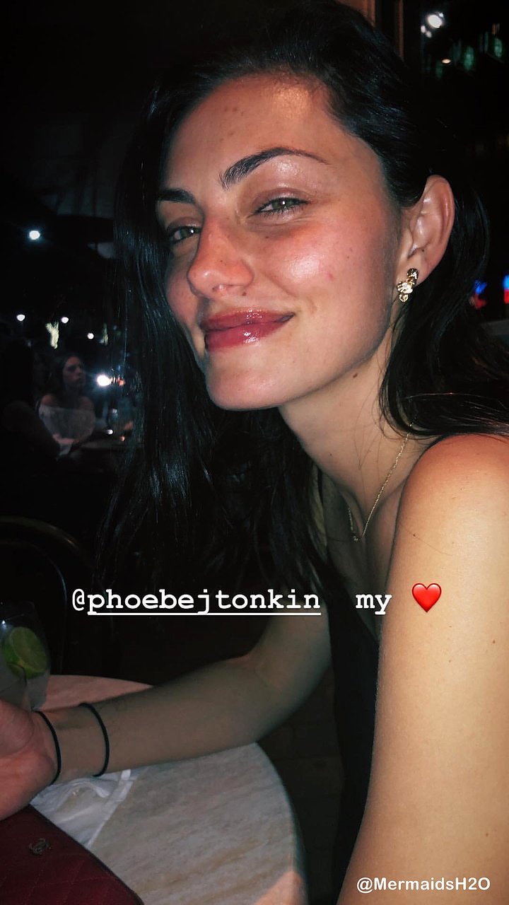 Phoebe Tonkin | Sept 2018