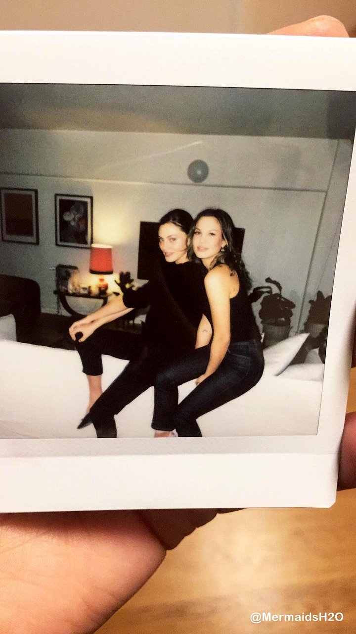 Phoebe Tonkin - Instagram Story Sept 2018