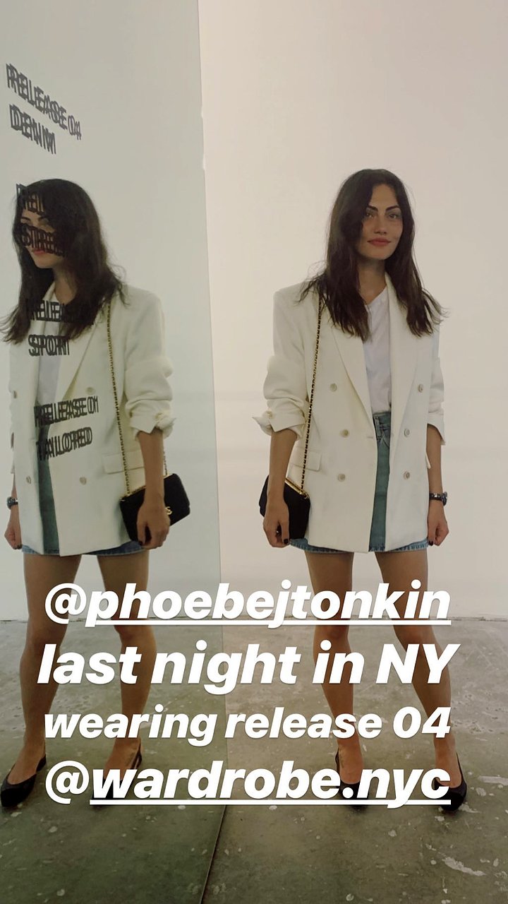 Phoebe Tonkin | July 2019