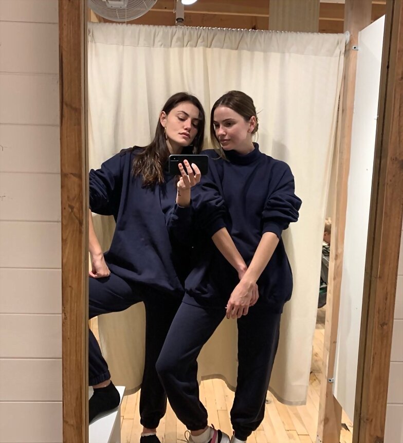 Phoebe Tonkin & Shelley Hennig | Oct 2019