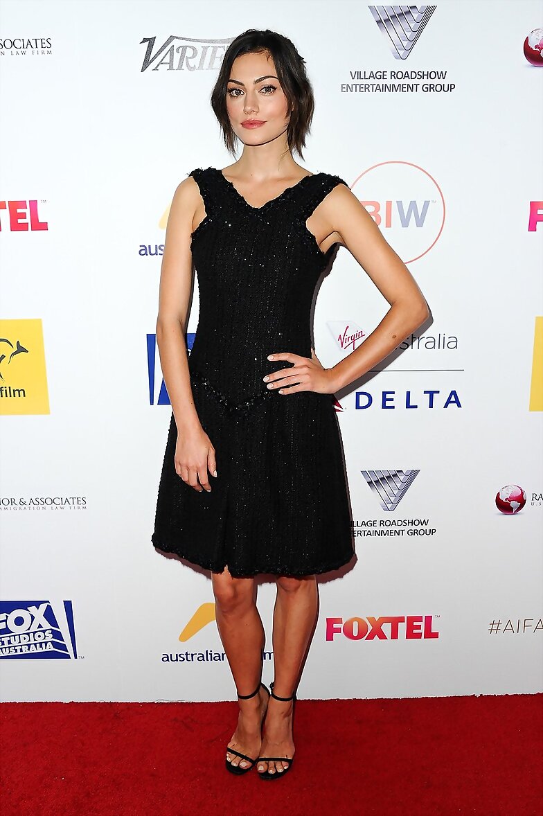 Phoebe Tonkin -2015 4th Annual Australians In Fi..