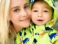 Claire Holt con su hijo James Holt Joblon | 2021